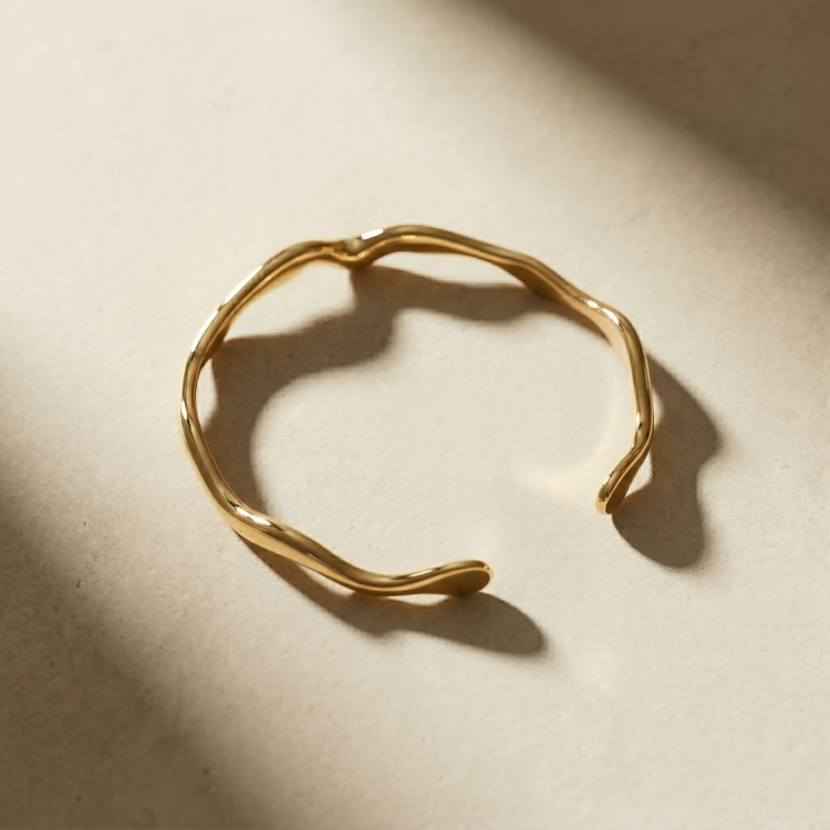 Airy Adjustable Cuff